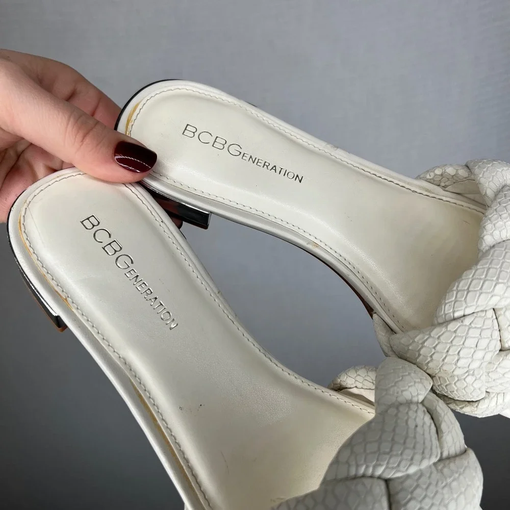 BCBGeneration White Braided Slide Sandals Women Size 8 Block Heel‎